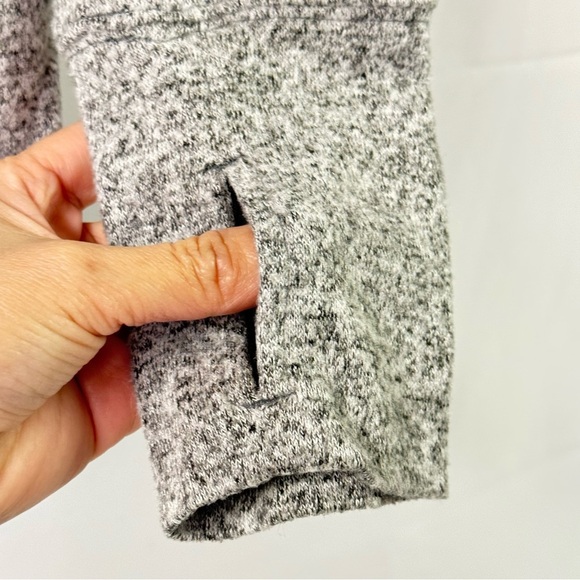 4/$25 Athleta Heather Gray Women's Crew Neck Sweater Small Soft Knitwear Casual - Picture 10 of 11